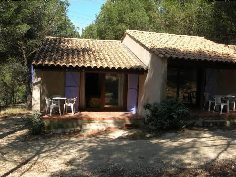 Best Western Domaine De Roquerousse Salon-de-Provence Buitenkant foto